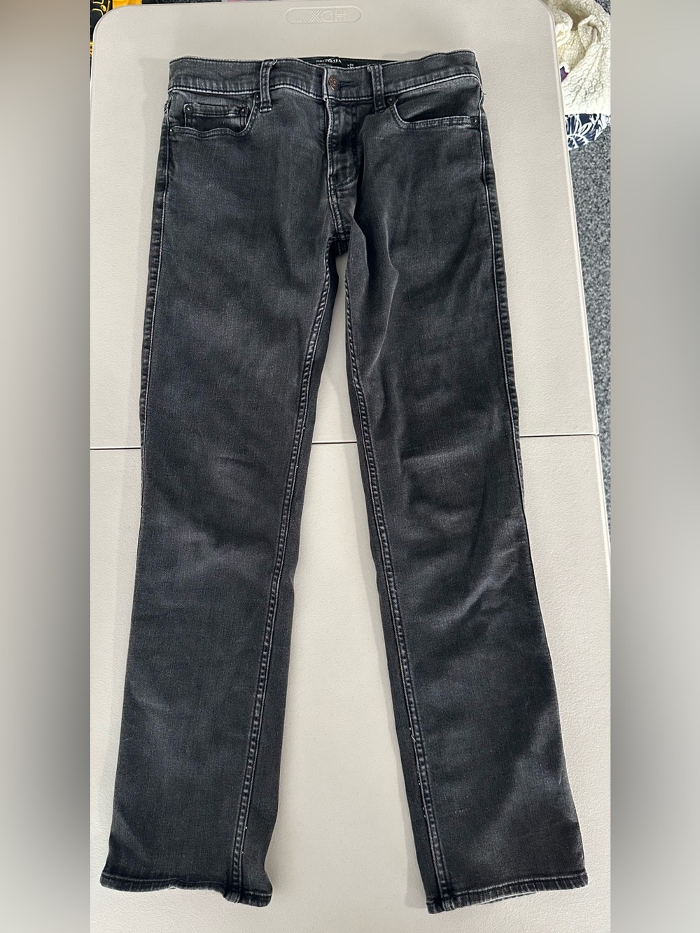 Hollister Men’s Black Slim Straight-Leg Jeans